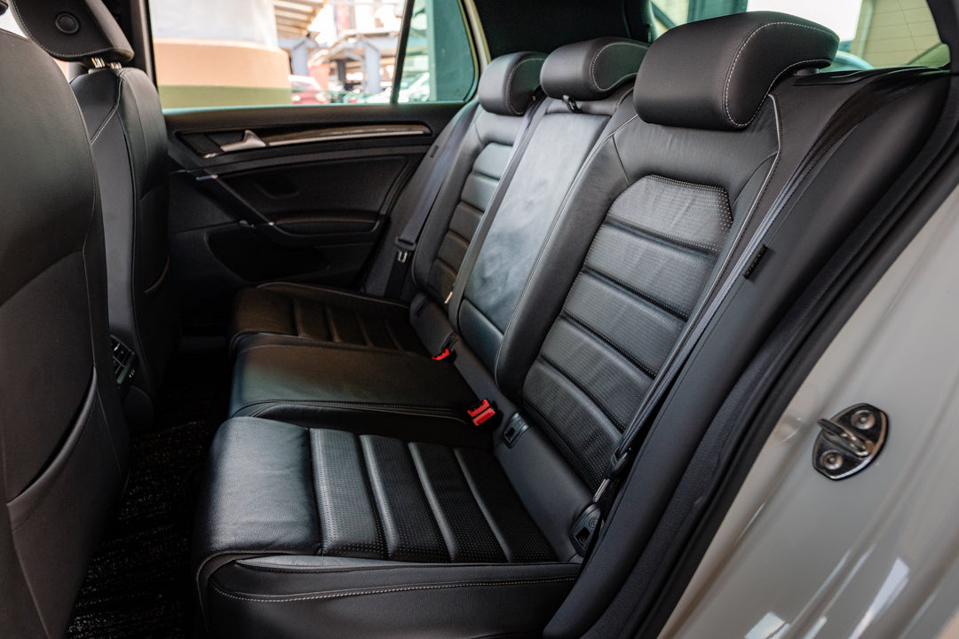 2018 VW Golf R pearl white