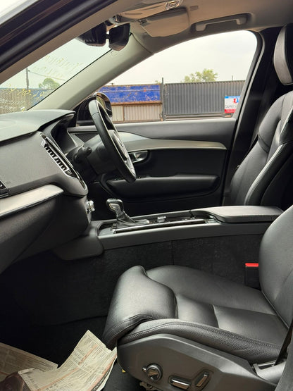 2018 Volvo Xc90 Petrol Black (7 Seater)